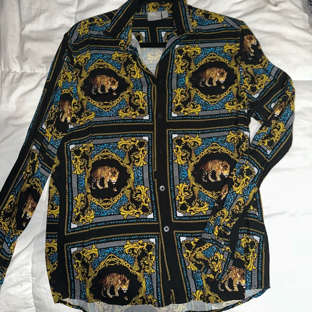 BRAND NEW MENS SHIRT